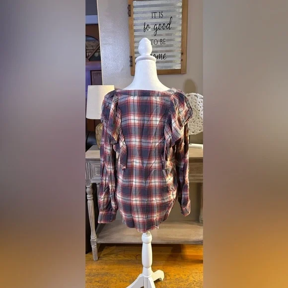 Mossimo Plaid Blouse - Picture 5 of 7